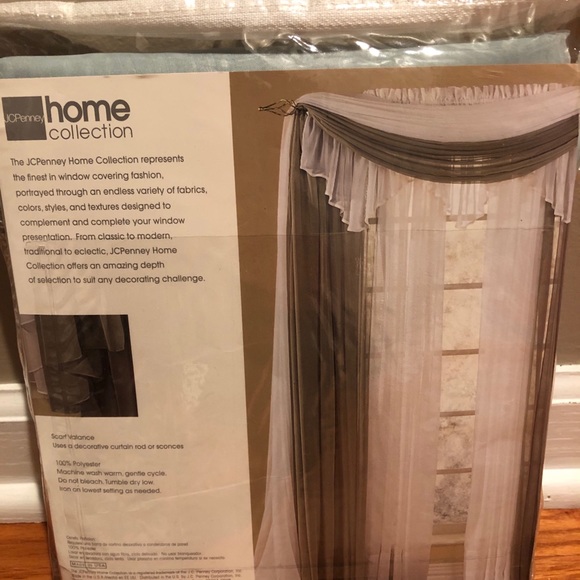 JCPenny’s Home Expressions Scarf Valance - Picture 7 of 9